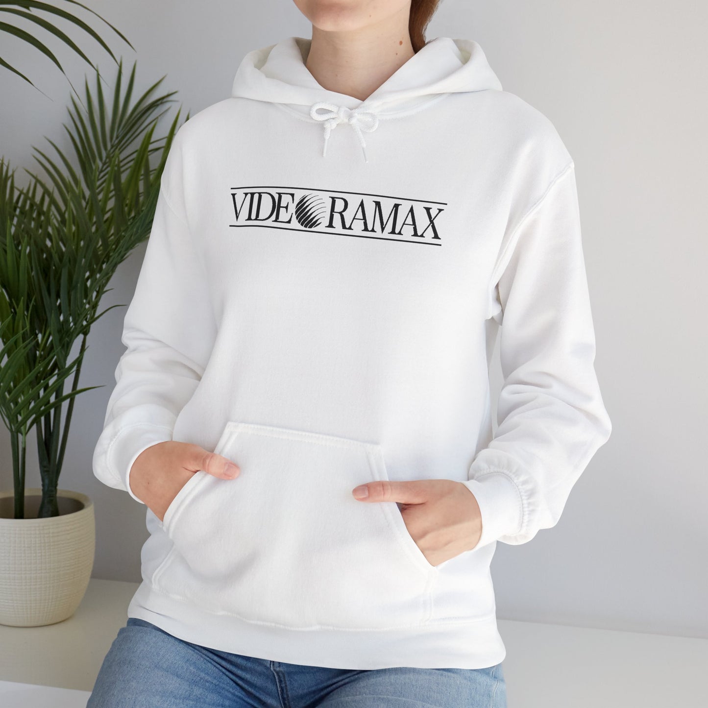 Video Club 8-Bits - Unisex Heavy Blend Hoodie | CINEMA CLUB by Threz_