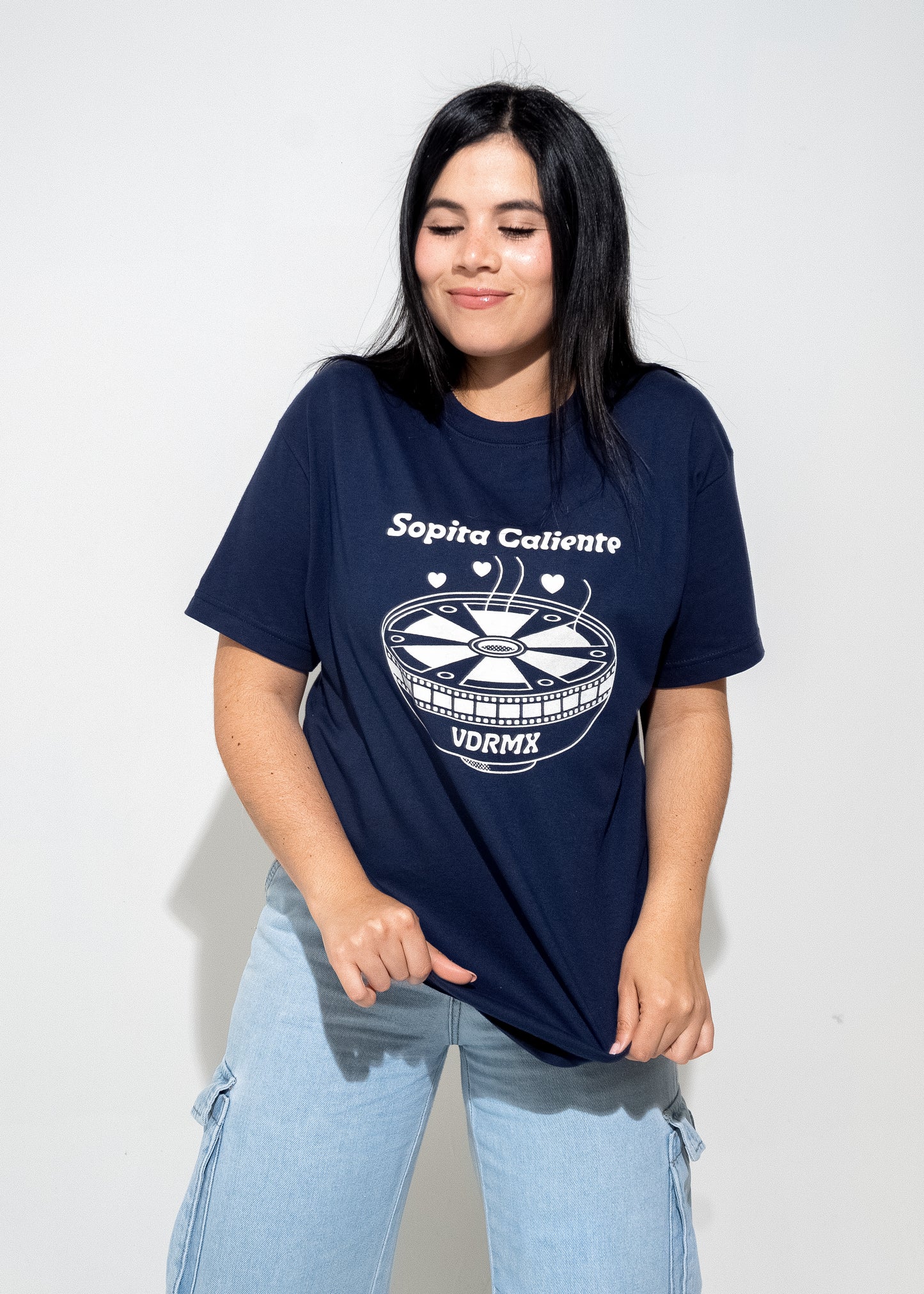 Sopita Caliente - Unisex Oversized Tee | CINEMA CLUB by Threz_